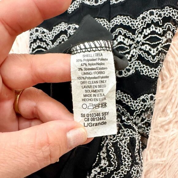 Formal Dress  - Picture 4 of 4